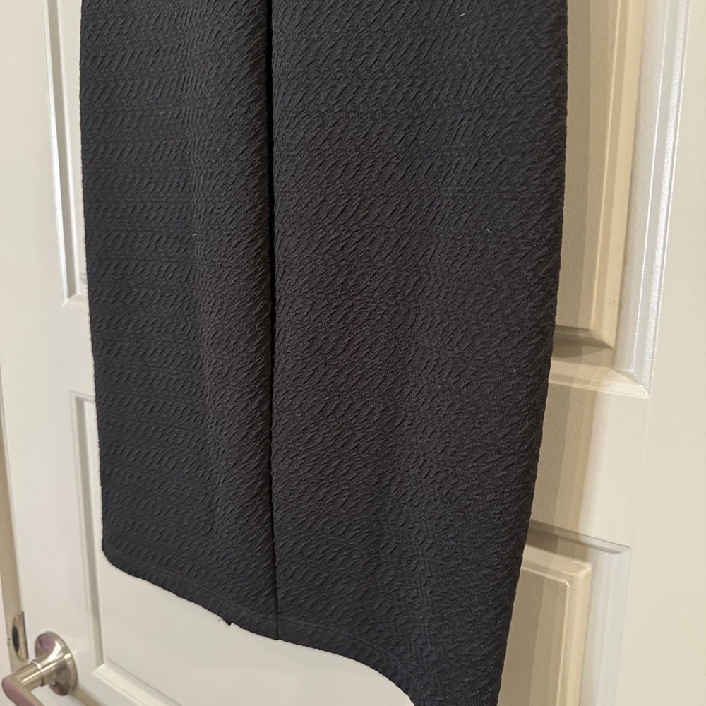ASTR THE LABEL | Textured Body Con Dress Black Midi Size Small - Picture 7 of 12